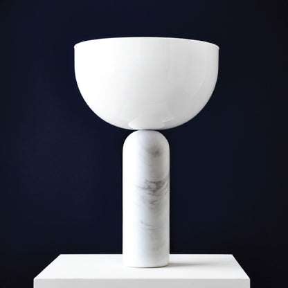 Kizu - Bordlampe - Hvit - Liten