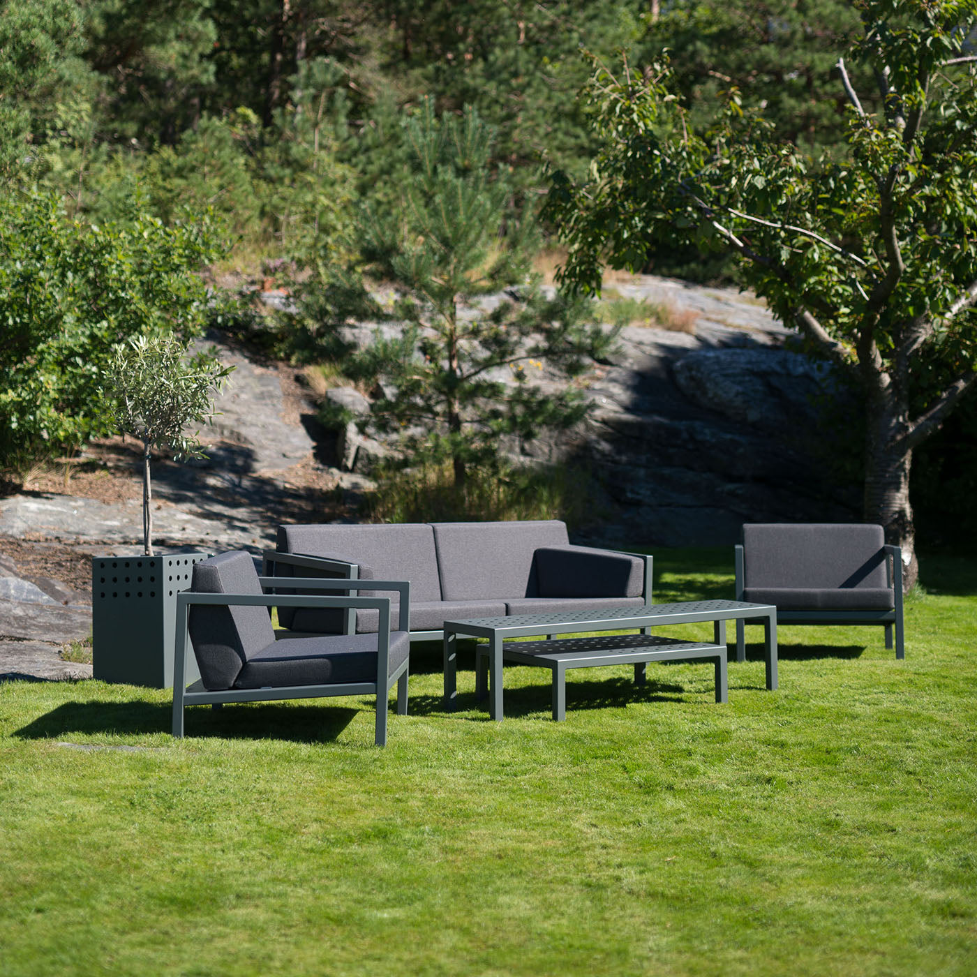 Sundays Frame - Sofa 2,5 seter Kull